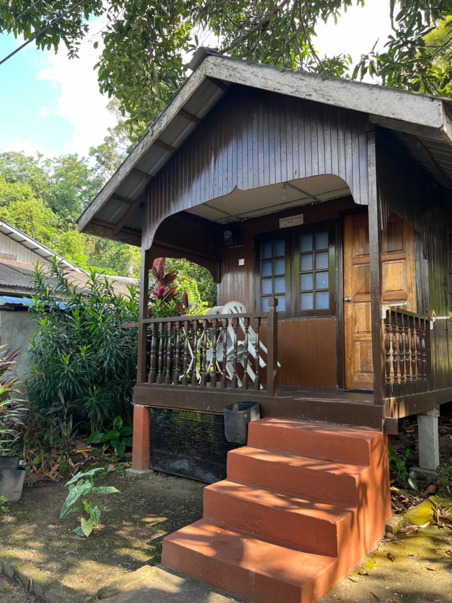 Sri Sentosa Chalet Kampong Mukut Luaran gambar