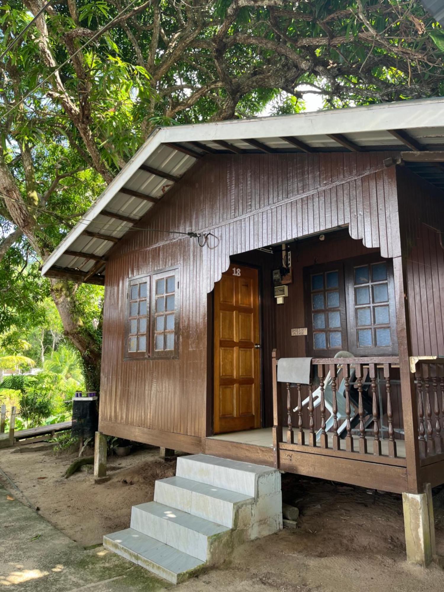 Sri Sentosa Chalet Kampong Mukut Luaran gambar